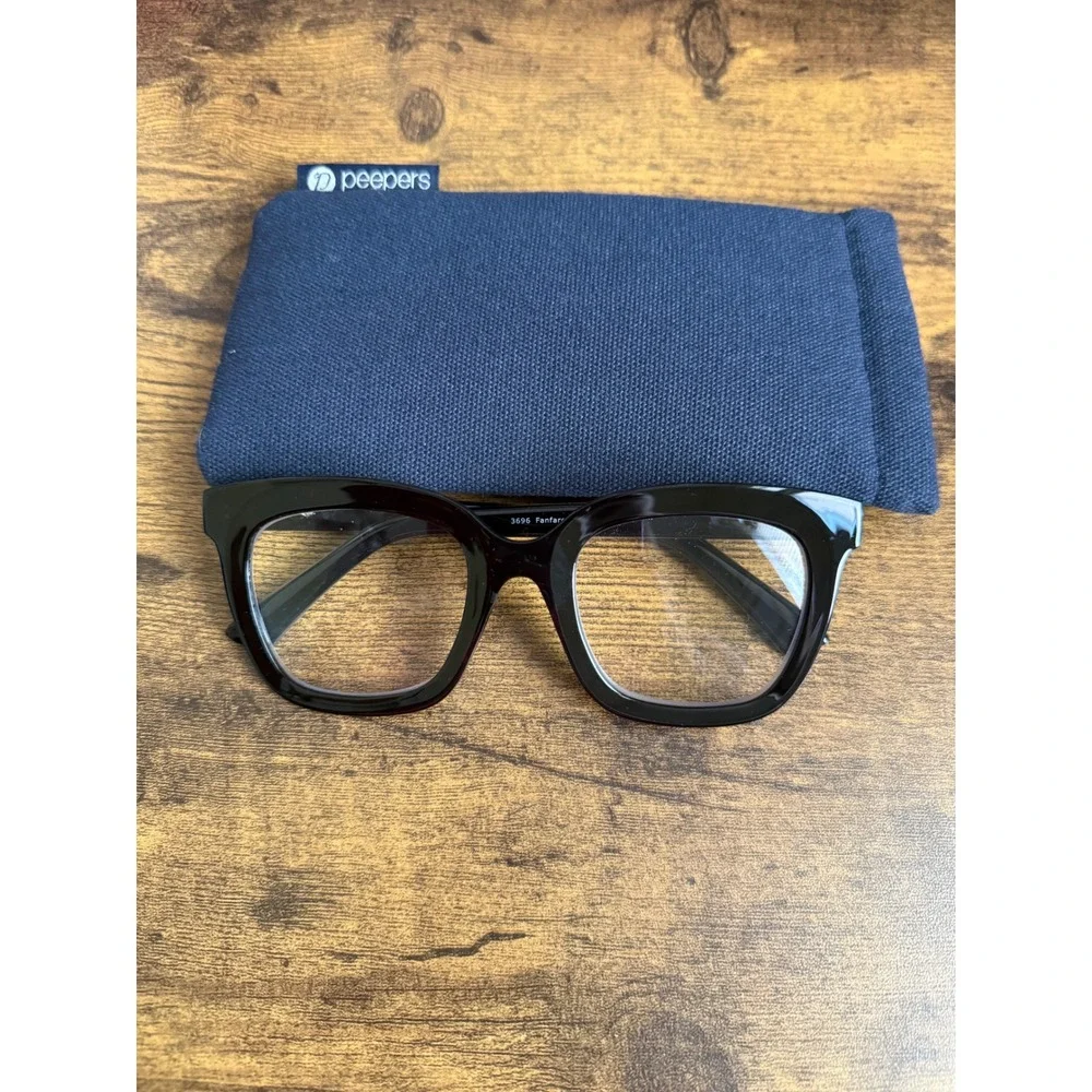 New Peepers Fanfare +2.00 Blue Light Readers Black Square Glasses w Case